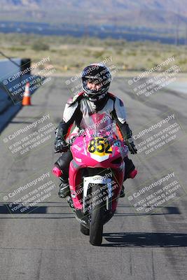 media/Apr-05-2024-Apex Assassins-CVMA Friday Practice (Fri) [[ee2ef04f2b]]/1-Around the Pits/